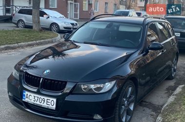 Седан BMW 3 Series 2008 в Нововолинську