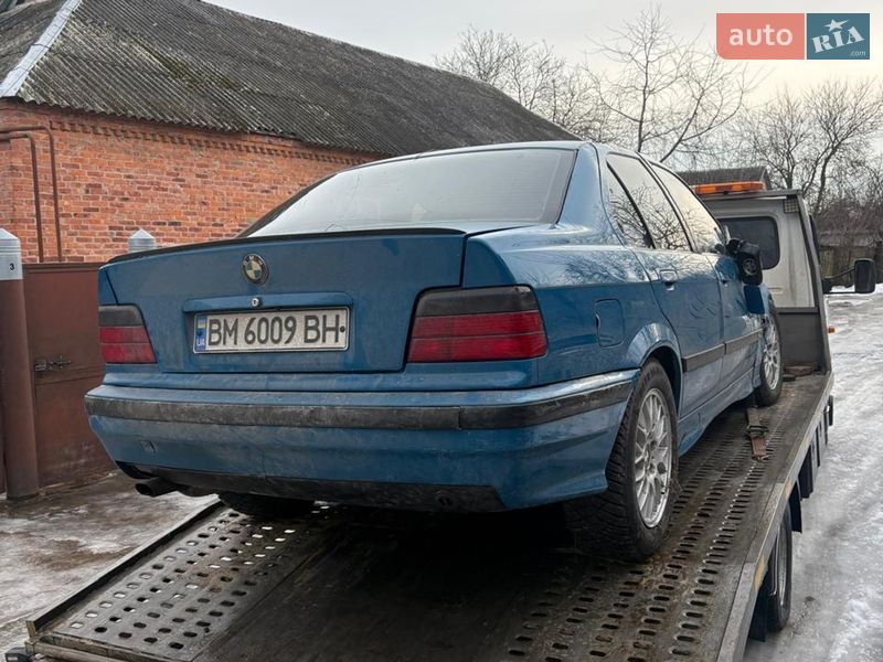 Седан BMW 3 Series 1991 в Охтирці