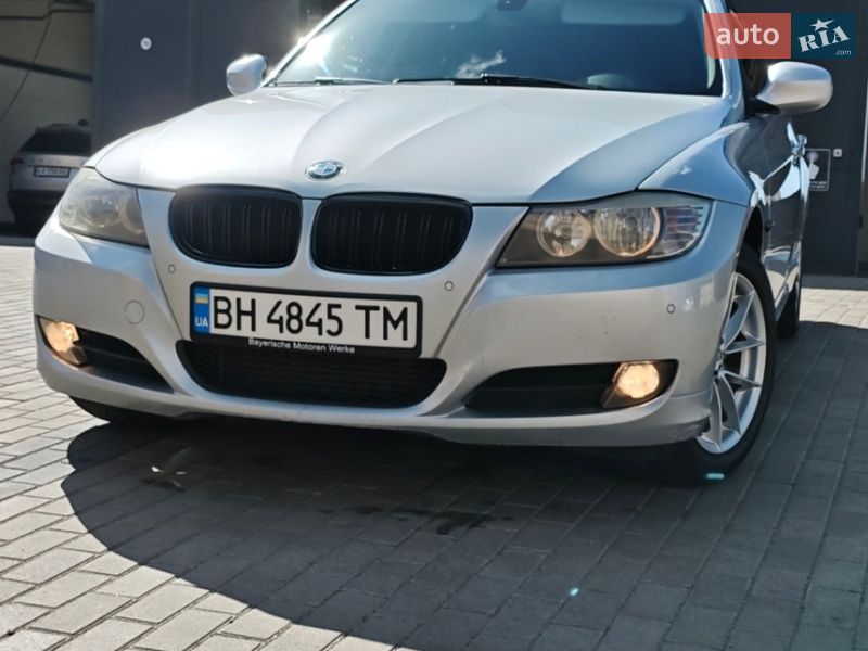 BMW 3 Series 2009