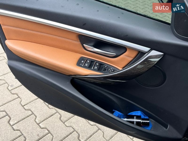 Седан BMW 3 Series 2017 в Ковелі