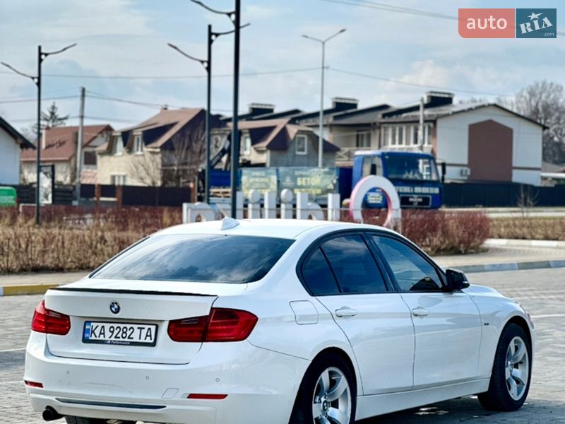 Седан BMW 3 Series 2013 в Ірпені