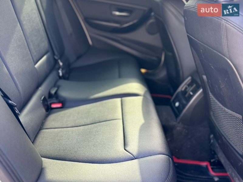 Седан BMW 3 Series 2013 в Ірпені