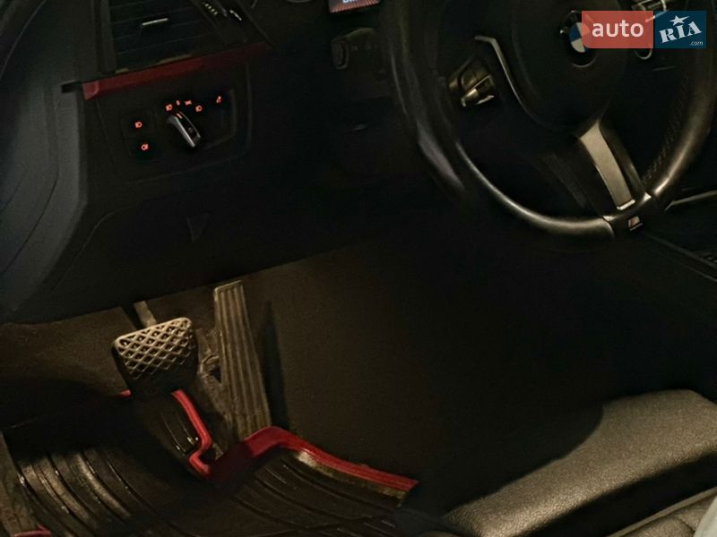 Седан BMW 3 Series 2013 в Ірпені