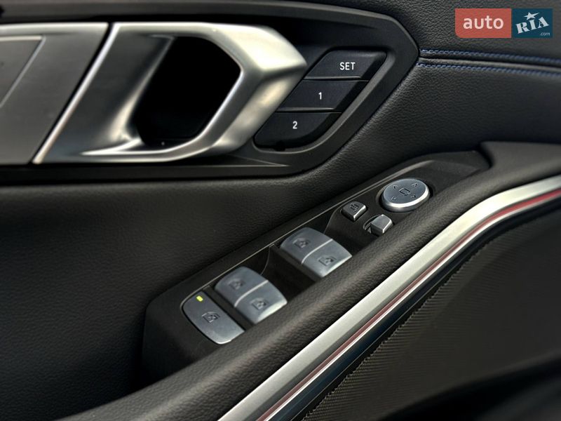 Седан BMW 3 Series 2025 в Киеве