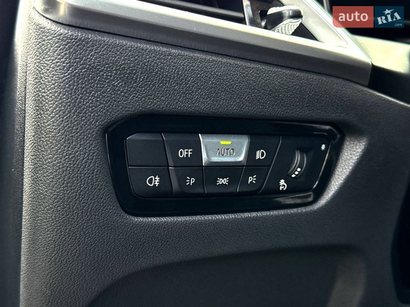 Седан BMW 3 Series 2025 в Киеве