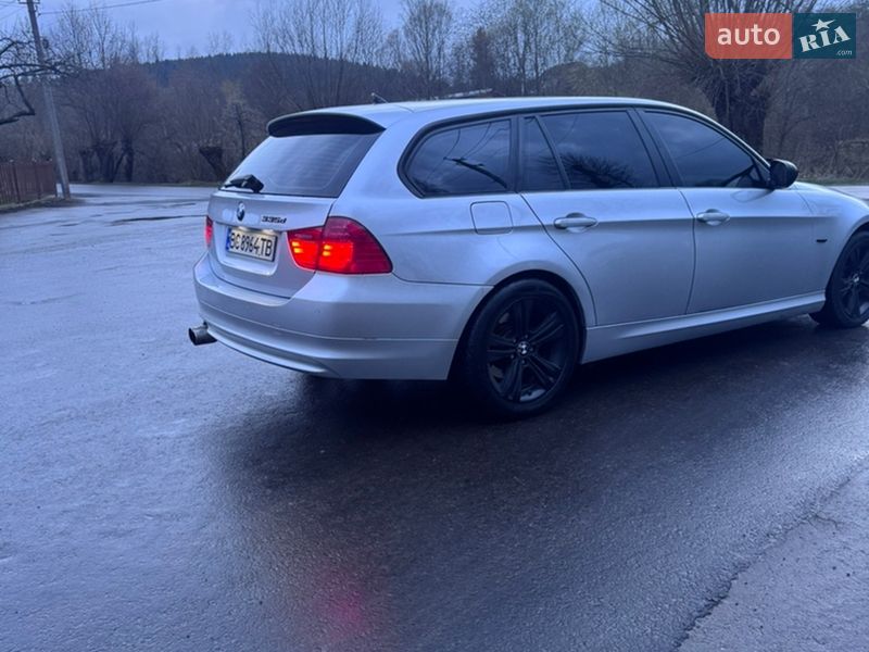 Универсал BMW 3 Series 2010 в Дрогобыче