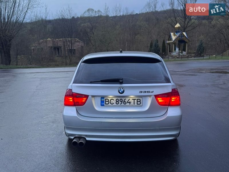 Универсал BMW 3 Series 2010 в Дрогобыче