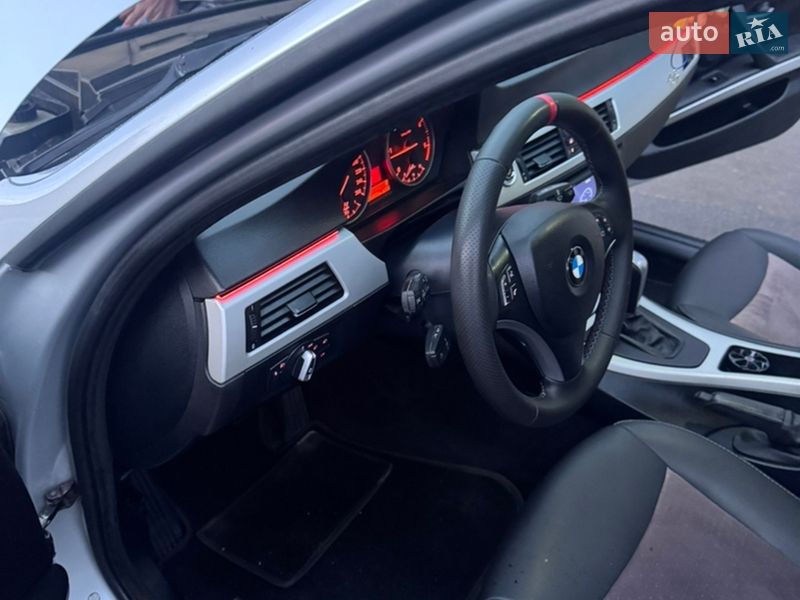 Универсал BMW 3 Series 2010 в Дрогобыче