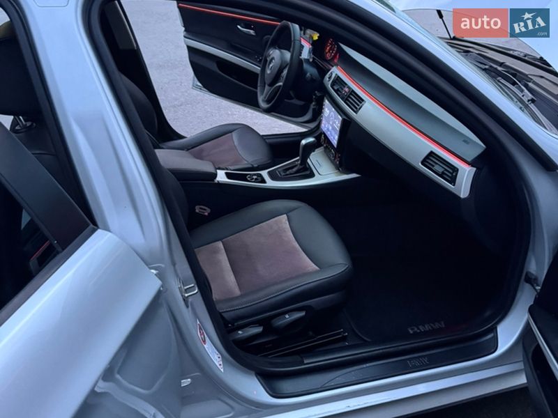 Универсал BMW 3 Series 2010 в Дрогобыче