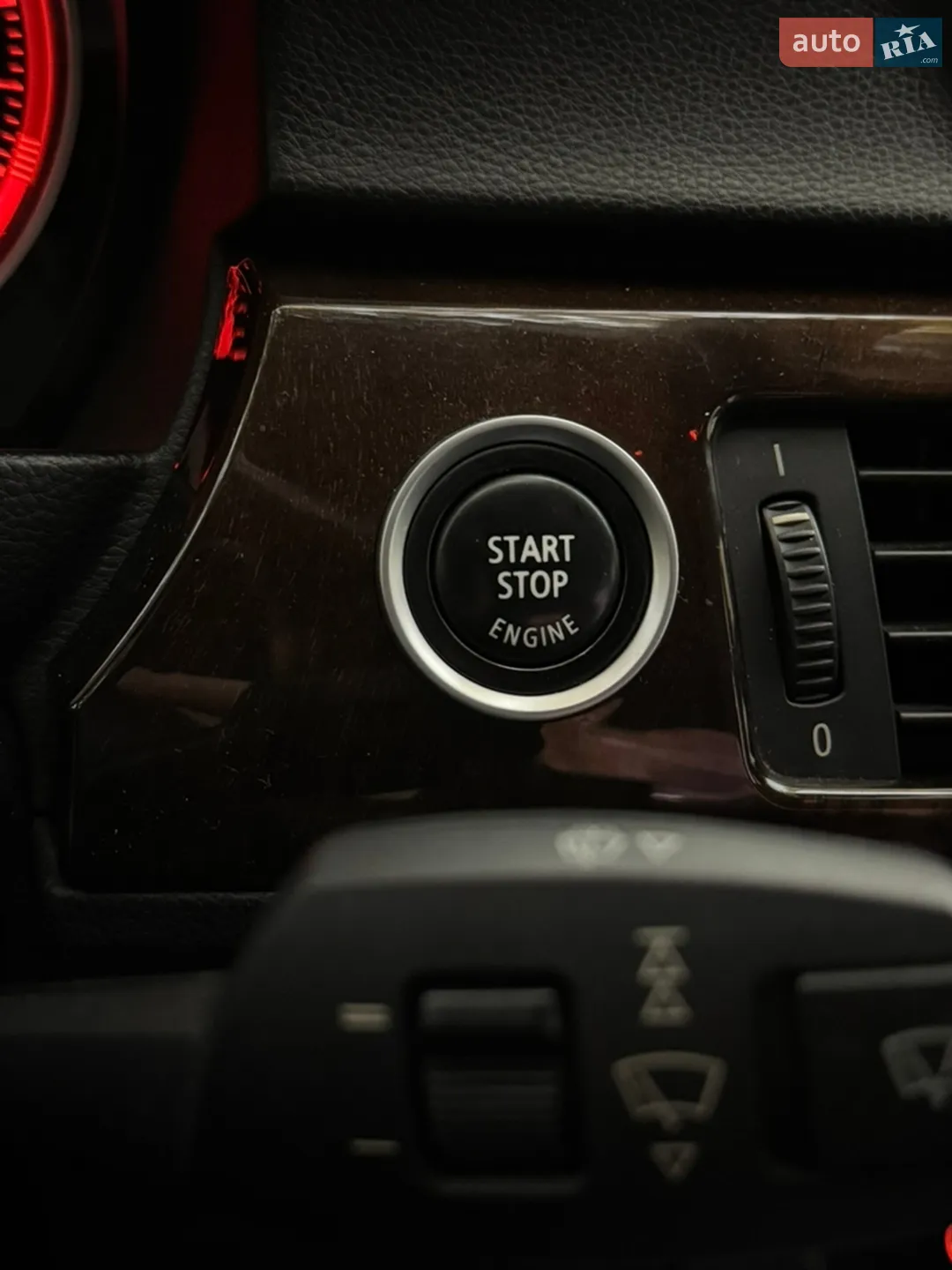 2010 BMW 3er - мініатюра 16