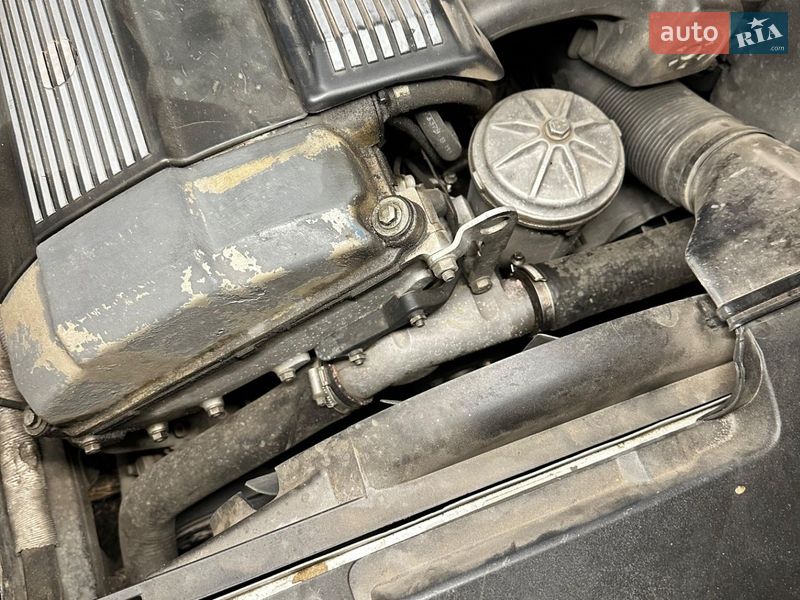 Седан BMW 3 Series 1991 в Охтирці