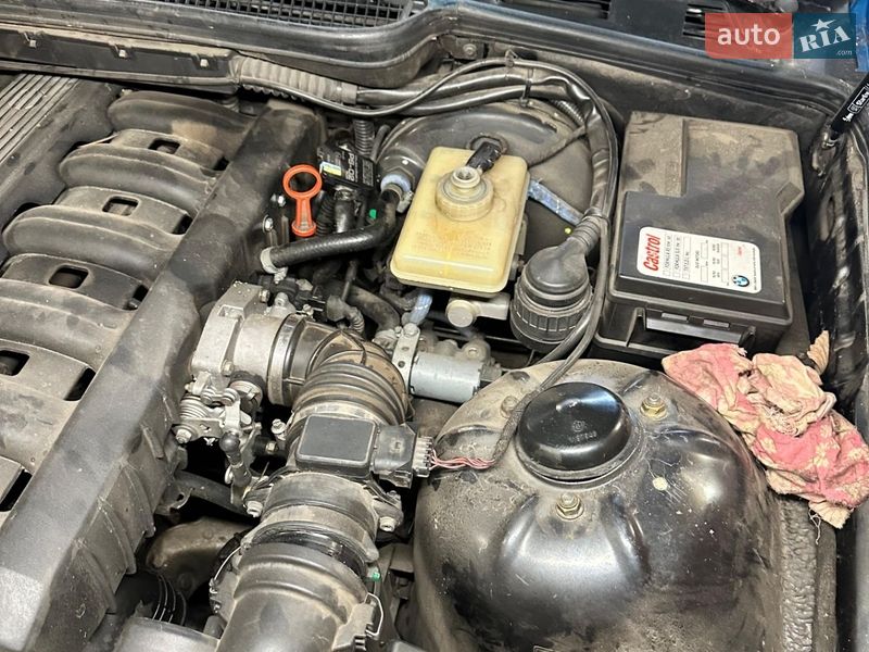 Седан BMW 3 Series 1991 в Охтирці