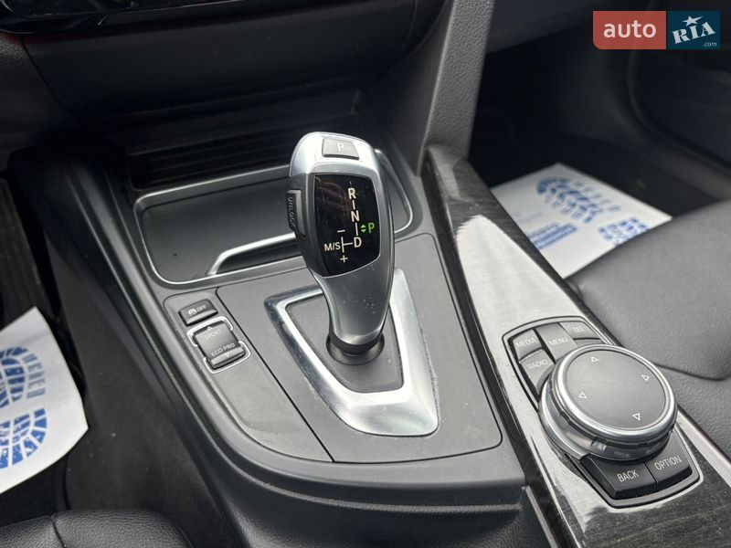 Седан BMW 3 Series 2016 в Виннице