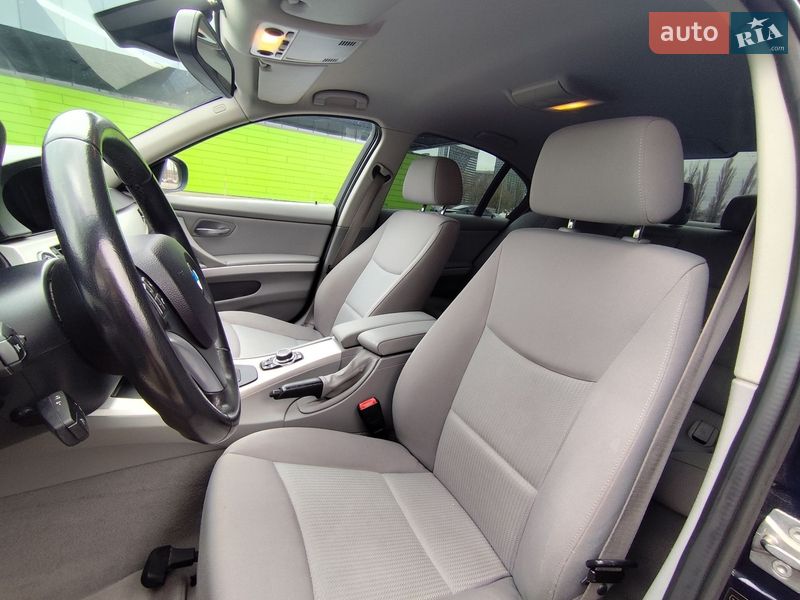 Седан BMW 3 Series 2009 в Києві фото 12 Седан BMW 3 Series 2009 в Києві