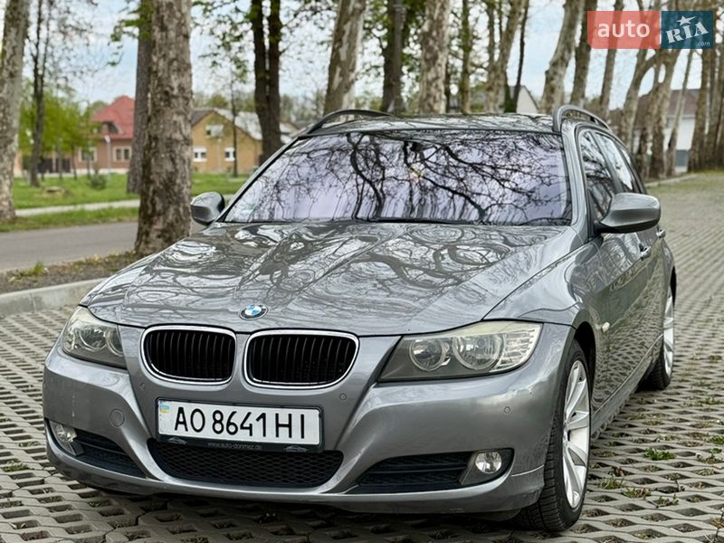 BMW 3 Series 2010
