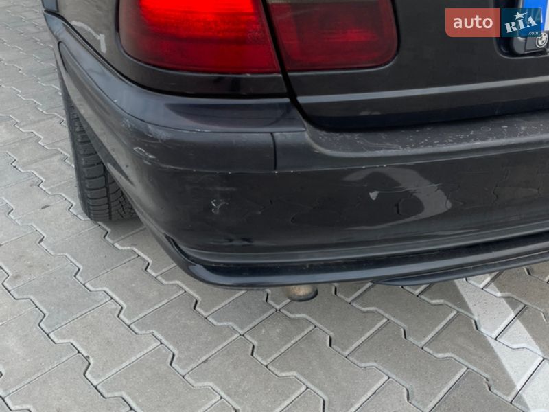 Универсал BMW 3 Series 2004 в Сарнах