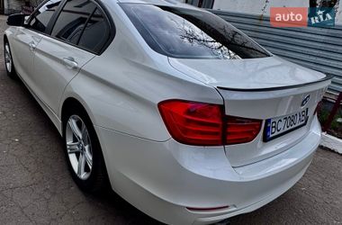 Седан BMW 3 Series 2015 в Львове
