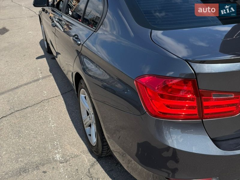 Седан BMW 3 Series 2013 в Николаеве