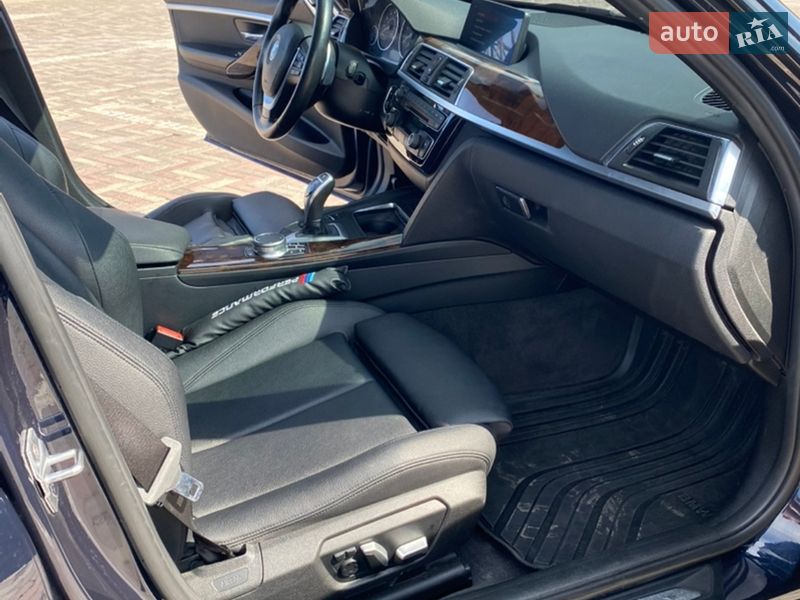 Седан BMW 3 Series 2016 в Харкові
