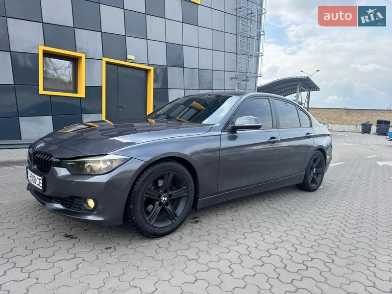 Седан BMW 3 Series 2012 в Киеве фото 3 Седан BMW 3 Series 2012 в Киеве