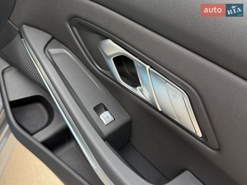 Седан BMW 3 Series 2025 в Киеве фото 23 Седан BMW 3 Series 2025 в Киеве