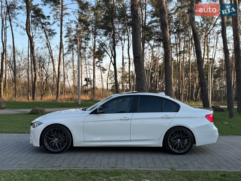 Седан BMW 3 Series 2017 в Житомире