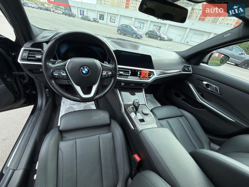 Седан BMW 3 Series 2019 в Одессе