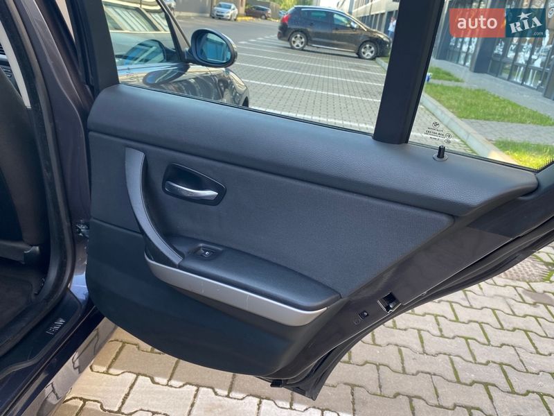 Седан BMW 3 Series 2005 в Ивано-Франковске фото 27 Седан BMW 3 Series 2005 в Ивано-Франковске