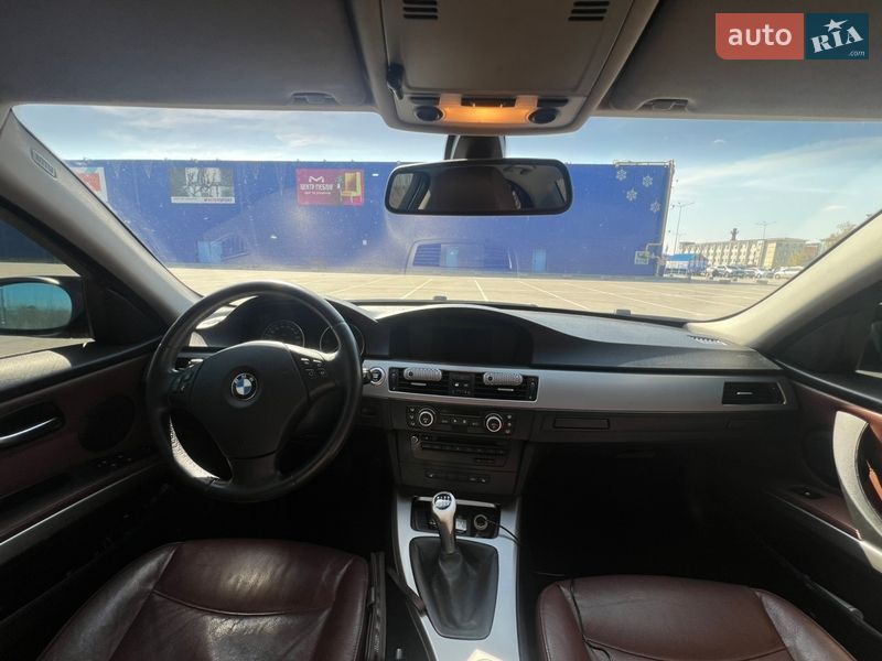 Седан BMW 3 Series 2007 в Виннице
