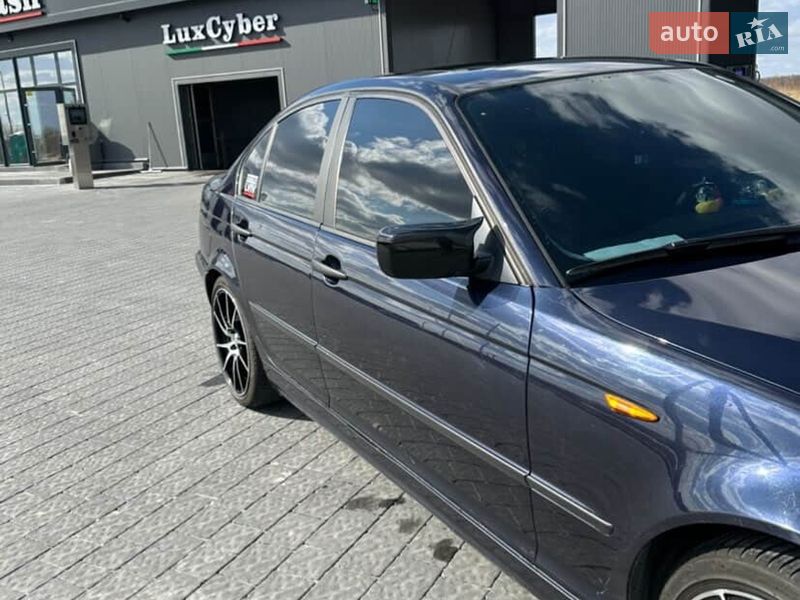 Седан BMW 3 Series 2003 в Львові