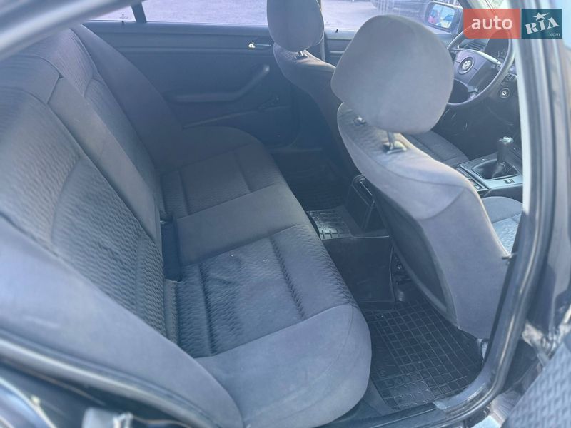 Седан BMW 3 Series 1999 в Днепре