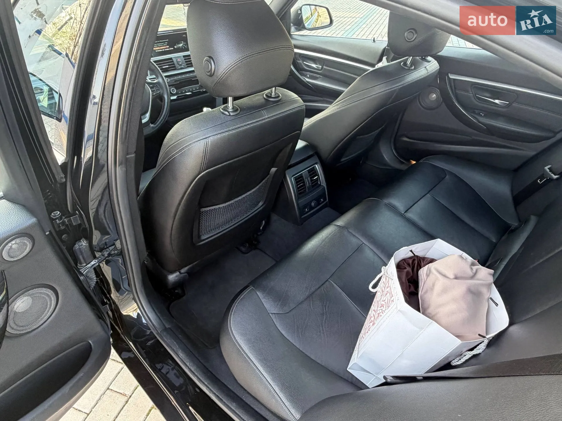 2016 BMW 3er - мініатюра 15