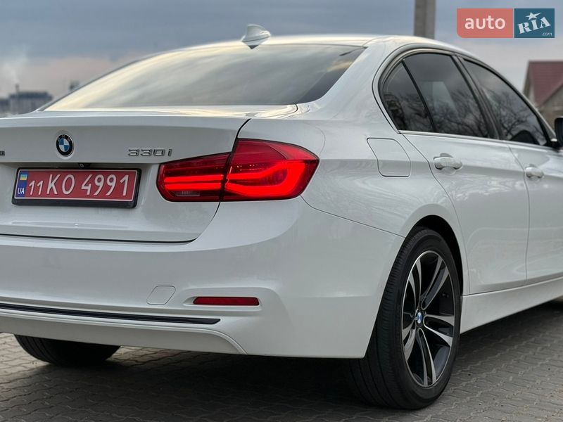Седан BMW 3 Series 2017 в Одессе