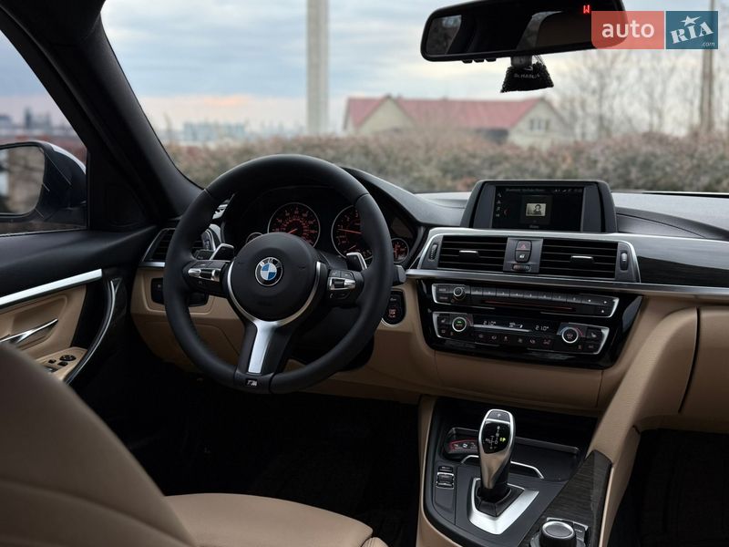 Седан BMW 3 Series 2017 в Одессе