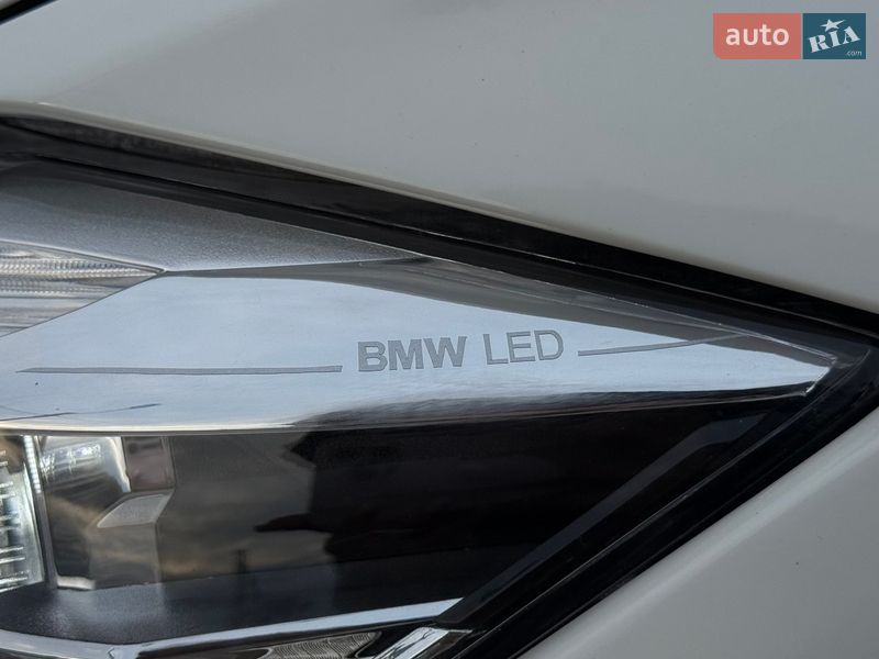 Седан BMW 3 Series 2017 в Одессе