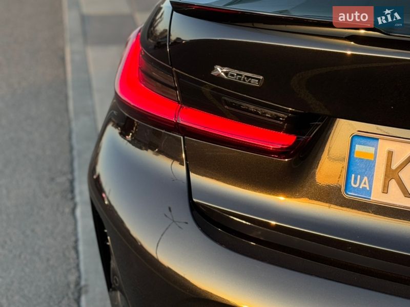 Седан BMW 3 Series 2020 в Киеве