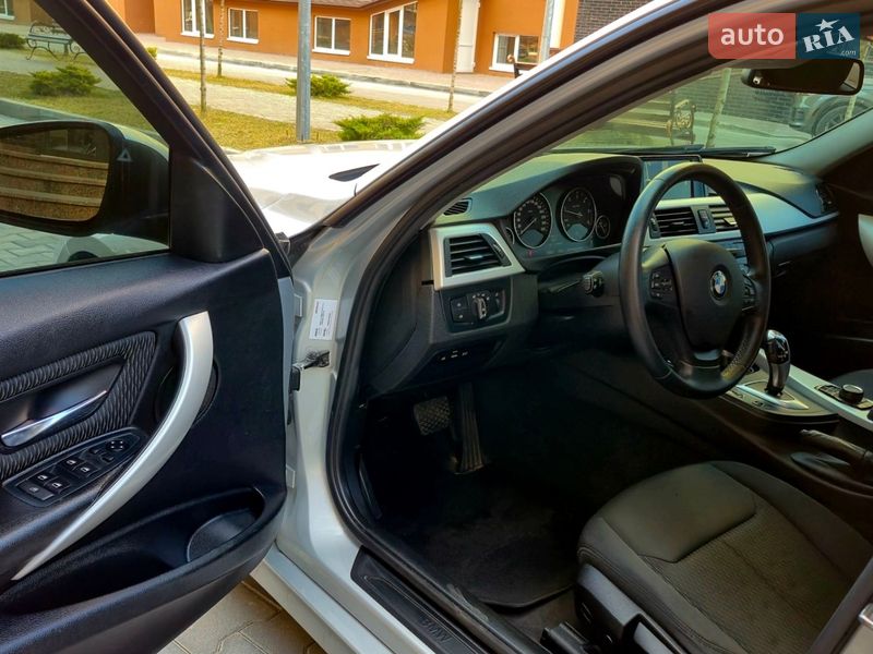 Универсал BMW 3 Series 2013 в Киеве фото 20 Универсал BMW 3 Series 2013 в Киеве