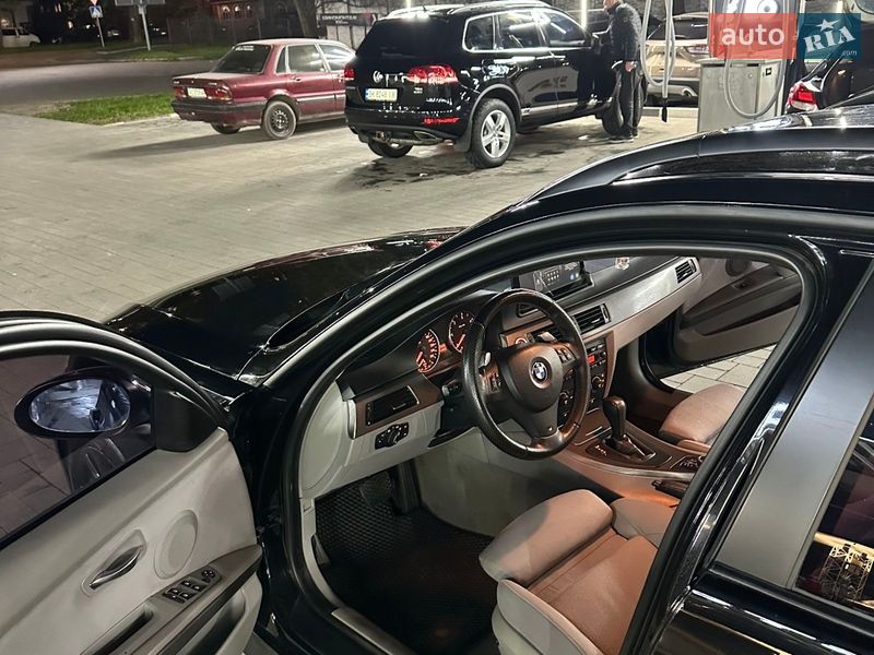 Универсал BMW 3 Series 2005 в Ровно