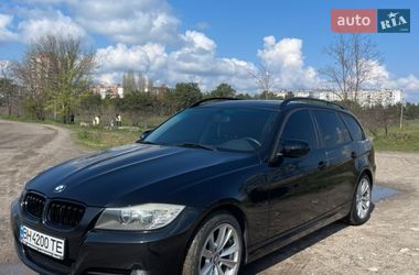 Универсал BMW 3 Series 2009 в Николаеве