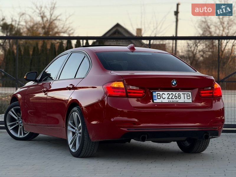 Седан BMW 3 Series 2013 в Львові