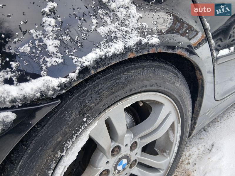 Седан BMW 3 Series 2003 в Прилуках