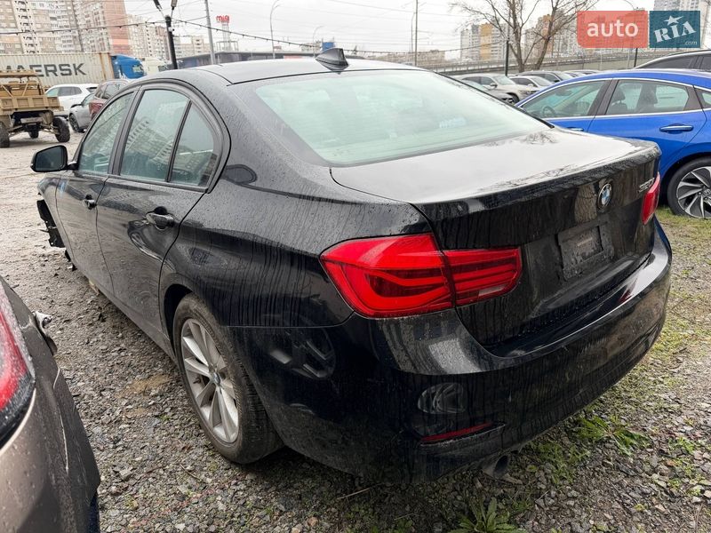 Седан BMW 3 Series 2017 в Киеве