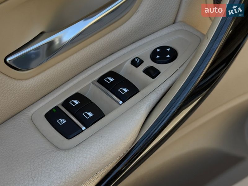 Седан BMW 3 Series 2016 в Одессе
