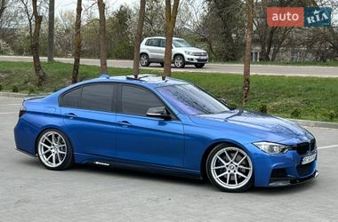 Седан BMW 3 Series 2015 в Яворове