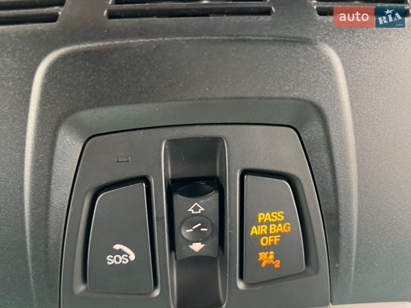 Седан BMW 3 Series 2015 в Яворове