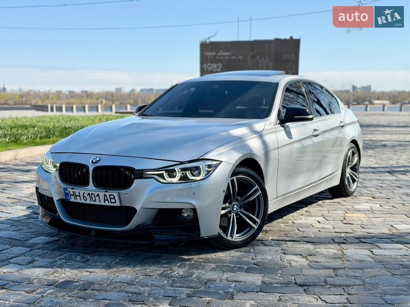 Седан BMW 3 Series 2016 в Киеве