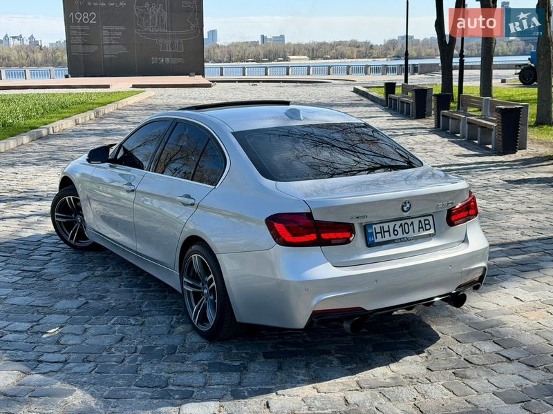 Седан BMW 3 Series 2016 в Киеве