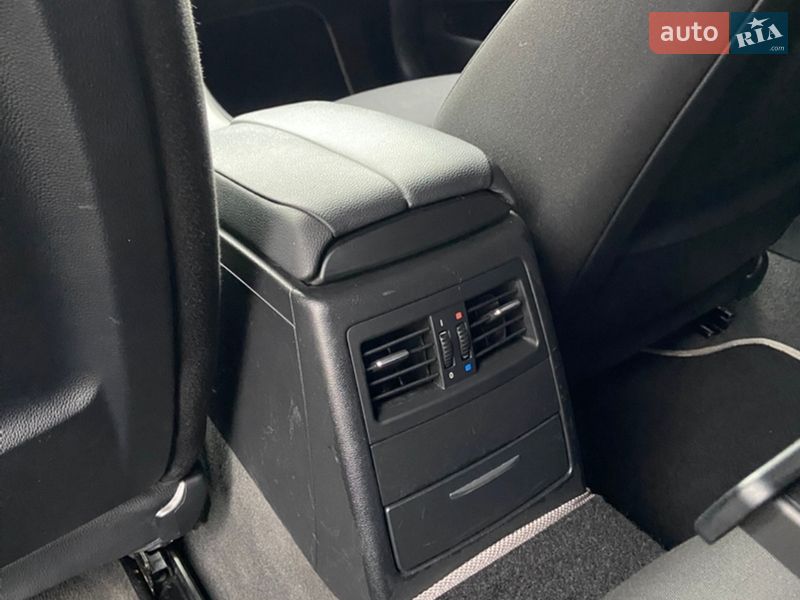 Седан BMW 3 Series 2007 в Виннице