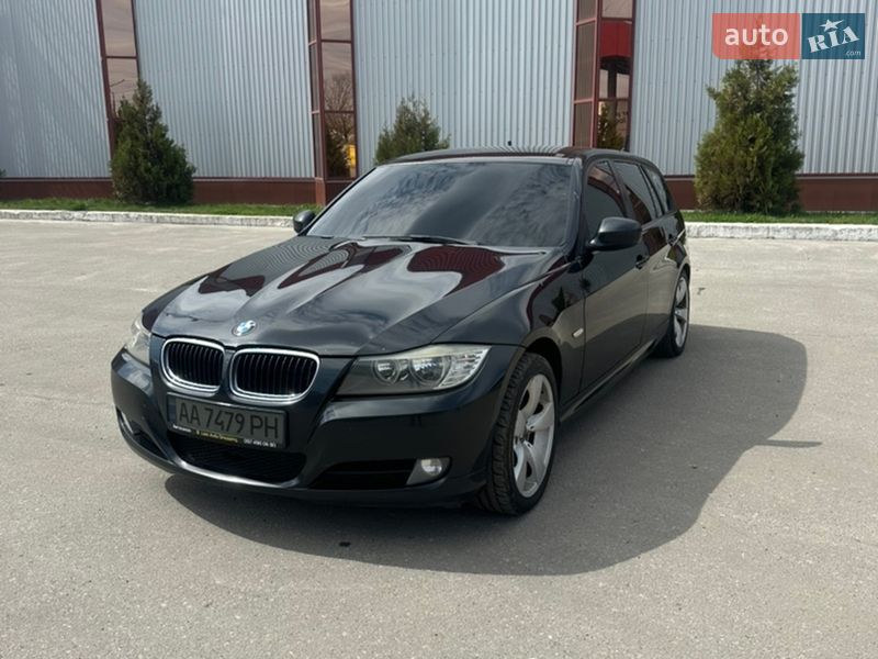 BMW 3 Series 2011