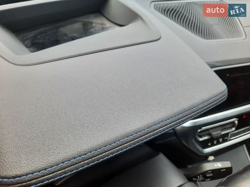 Седан BMW 3 Series 2021 в Києві